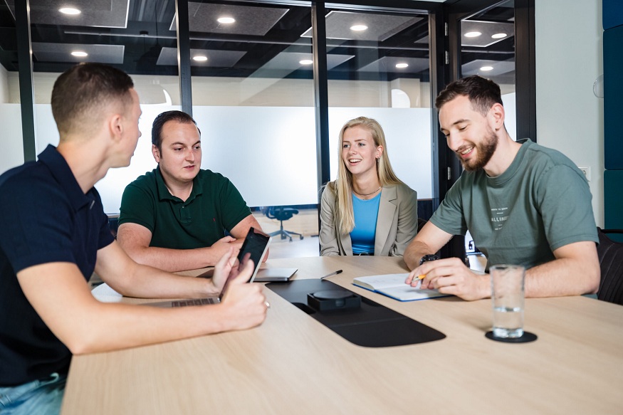 Elevate Your Business with an Expert LinkedIn Marketing Agency